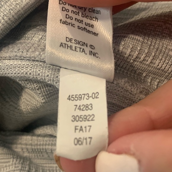 NWOT!! Athleta Jacquard Chataranga 7/8 Leggings - Picture 7 of 7